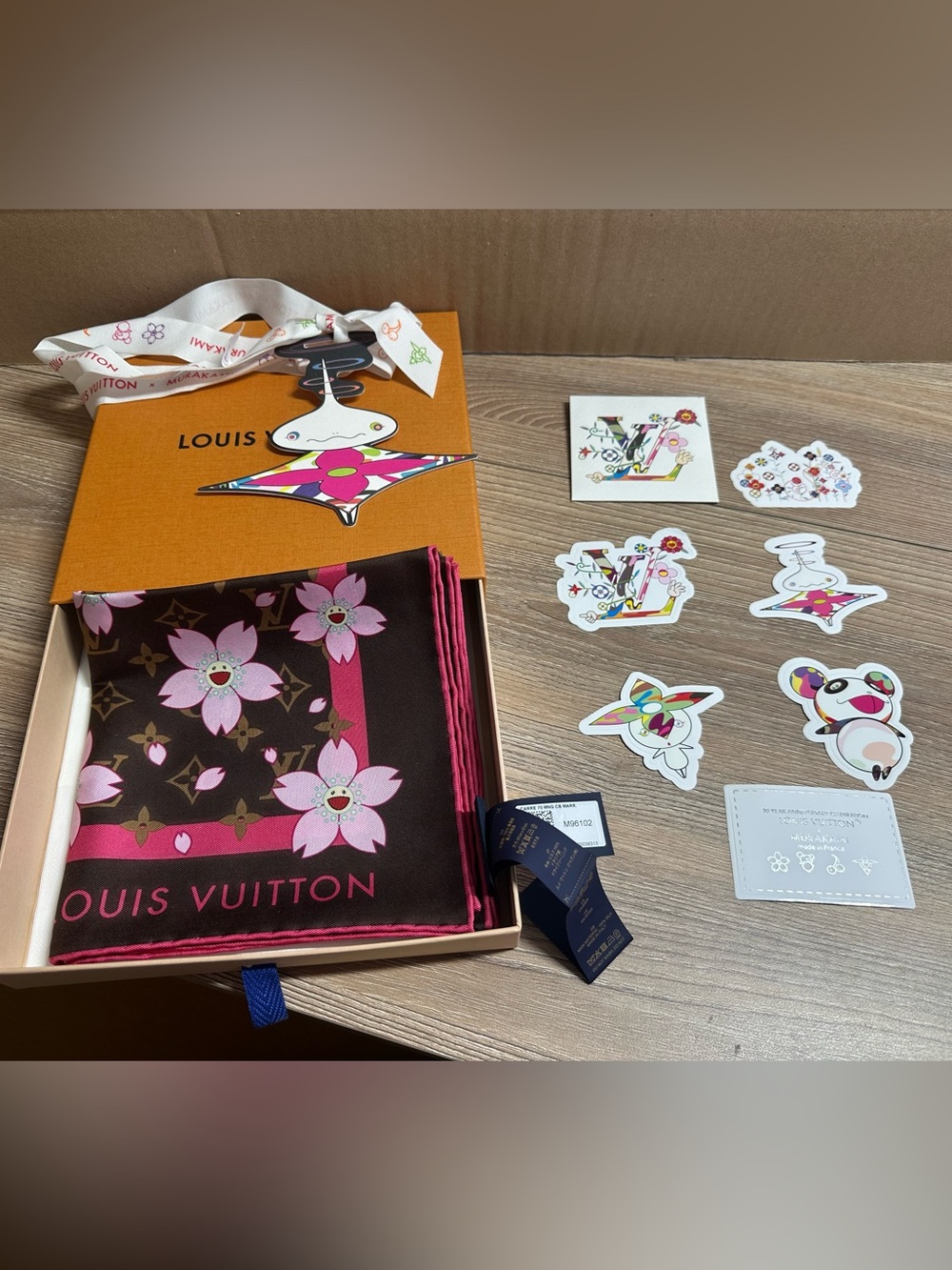 Louis Vuitton Monogram Cherry Blossom (LV x TM) 70cm Scarf M96102 26.4 x 26.4